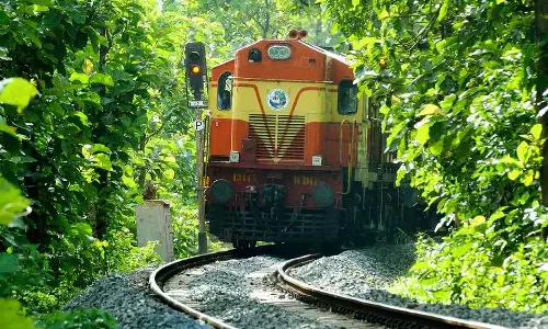 ശബരി റെയിൽ പാത: ചെലവിന്റെ പകുതി തുക സംസ്ഥാന സർക്കാർ വഹിക്കും