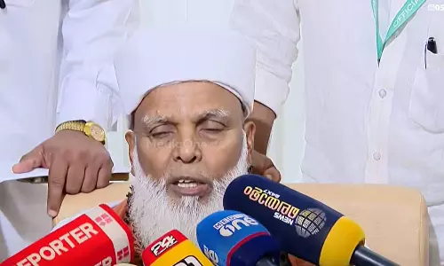 മുനമ്പം വഖഫ് ഭൂമി തന്നെ സംരക്ഷിക്കാനുള്ള ശ്രമം നടത്തും: ഉമർ ഫൈസി മുക്കം