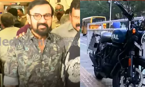 കാറിടിച്ച് നിർത്താതെ പോയ കേസിൽ നടന്‍ മണിയന്‍പിള്ള രാജു അറസ്റ്റില്‍; പുറത്തിറങ്ങാത്തത് പേടിച്ചിട്ടെന്ന് വിശദീകരണം