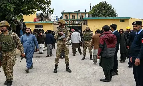 69 Killed  In Suicide Bombing At Islamabad