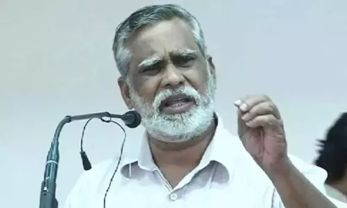 മുതിർന്ന മാധ്യമപ്രവർത്തകൻ എൻ.പി ചെക്കുട്ടിക്കെതിരായ വംശീയ ആക്രമണത്തെ ചെറുക്കുക; സംയുക്ത പ്രസ്താവനയുമായി സാംസ്കാരിക പ്രവർത്തകർ മുതിർന്ന മാധ്യമപ്രവർത്തകൻ എൻ.പി ചെക്കുട്ടിക്കെതിരായ വംശീയ ആക്രമണത്തെ ചെറുക്കുക; സംയുക്ത പ്രസ്താവനയുമായി സാംസ്കാരിക പ്രവർത്തകർ