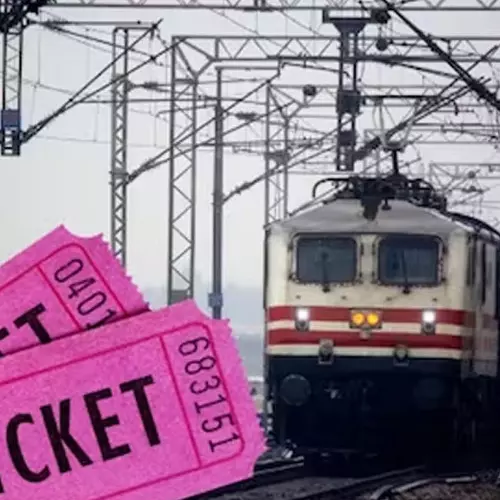 എന്താണ് ട്രെയിനിലെ എമർജൻസി ക്വാട്ട; എങ്ങനെ ബുക്ക് ചെയ്യാം?