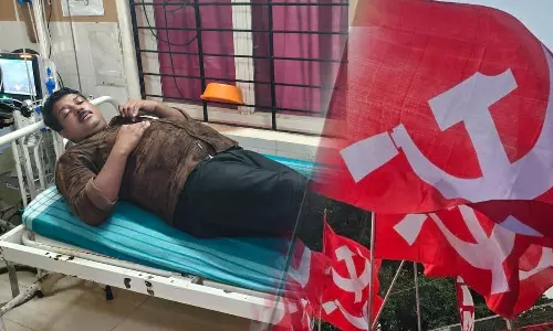 CPM workers beat up a local journalist in Kollam