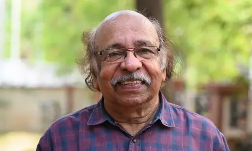 സൈബർ കൂട്ടങ്ങൾ മൂഢ സ്വർഗത്തിൽ ജീവിക്കുന്നവർ; വിമർശനങ്ങൾക്ക് മറുപടിയുമായി സച്ചിദാനന്ദൻ