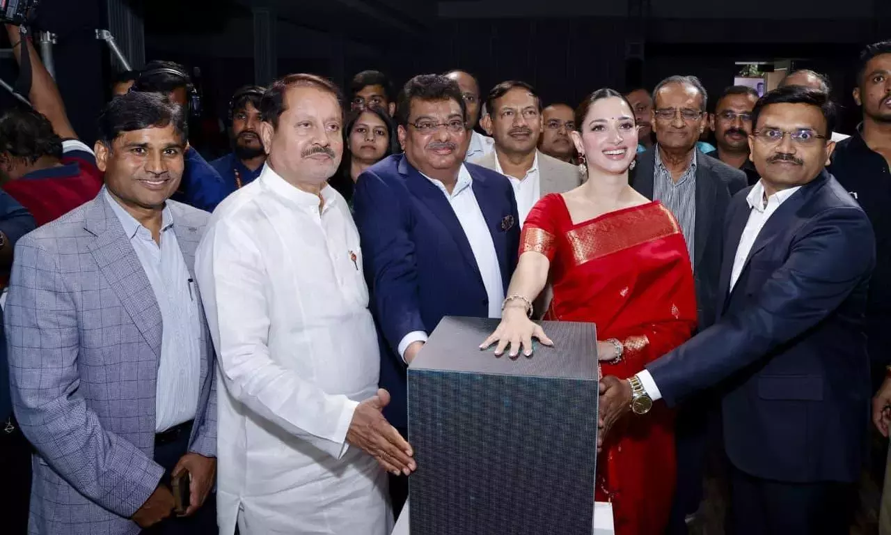 രശ്മിക മന്ദാനയും പൂജ ഹെഗ്ഡെയൊന്നും പോരേ?; തമന്നയെ മൈസൂര്‍ സാൻഡൽ സോപ്പ് ബ്രാൻഡ് അംബാസിഡറാക്കിയതിനെതിരെ വിവാദം