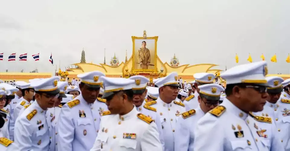 തായ്‍ലൻഡ് രാജാവിനെ വിമര്‍ശിച്ചു; യുവാവിന്‍റെ തടവുശിക്ഷ 50 വര്‍ഷമായി നീട്ടി