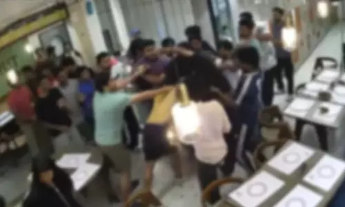 students fight in medical college hotel