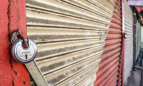 ദേശീയ പണിമുടക്ക് തുടങ്ങി; ഡയസ്നോണ്‍ പ്രഖ്യാപിച്ച് സർക്കാർ