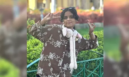 കോഴിക്കോട്ട് വൈദ്യുതി ലൈനിൽ നിന്ന് ഷോക്കേറ്റ് 12 വയസുകാരി മരിച്ചു