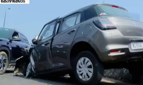 തെറ്റായ ദിശയിൽ വന്ന ജിംനി ജീപ്പിടിച്ച് കാറിലുണ്ടായിരുന്ന ഒരു വയസുകാരന് ഗുരുതര പരിക്ക്