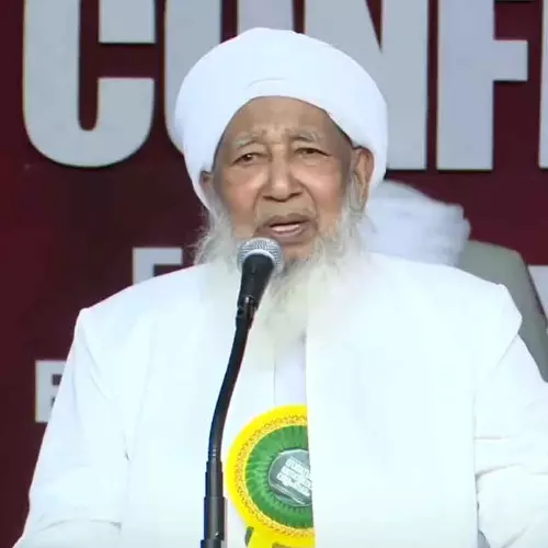 സുന്നി ഐക്യശ്രമങ്ങളെ മാന്യമായും ബഹുമാനത്തോടെയും സമീപിക്കണമെന്ന് കാന്തപുരം വിഭാഗം