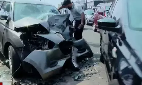 കോഴിക്കോട് അരയിടത്തുപാലത്തെ കാറപകടം: ചികിത്സയിലായിരുന്ന   ഒരു വയസുകാരി മരിച്ചു