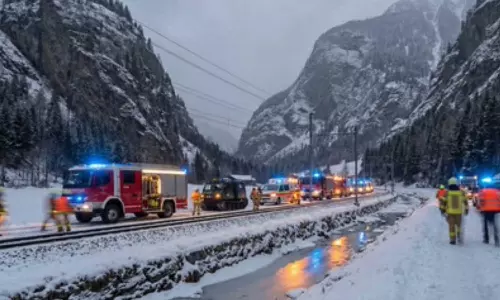 Avalanche Derails Swiss Train