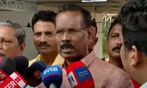 ഇന്ത്യയിൽ പലയിടത്തും ന്യൂനപക്ഷം സുരക്ഷിതരല്ല: കാന്തപുരത്തെ തള്ളി ടി.പി രാമകൃഷ്ണൻ