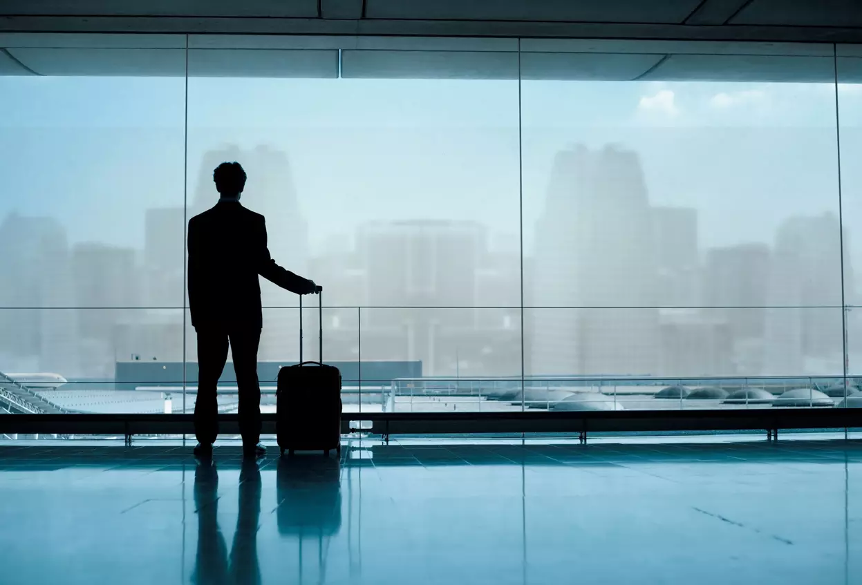 വാര്ഷിക ശമ്പളം 2.9 കോടി, അമേരിക്കയിൽ വീട്; ആഡംബര ജീവിതം ഉപേക്ഷിച്ച് യുവാവ് ഇന്ത്യയിലേക്ക് മടങ്ങാൻ കാരണമിതാണ്! വാര്ഷിക ശമ്പളം 2.9 കോടി, അമേരിക്കയിൽ വീട്; ആഡംബര ജീവിതം ഉപേക്ഷിച്ച് യുവാവ് ഇന്ത്യയിലേക്ക് മടങ്ങാൻ കാരണമിതാണ്!