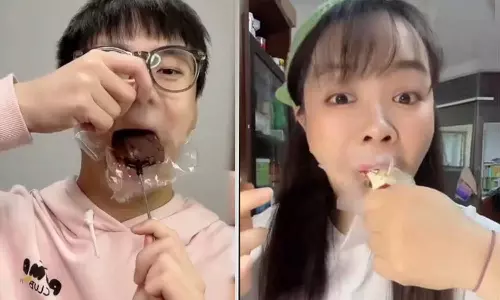 ശരീരഭാരം കുറക്കാന്‍  പ്ലാസ്റ്റിക് ഈറ്റിങ്; ചൈനയിലെ വൈറല്‍ ട്രെന്‍ഡിന് പിന്നില്‍