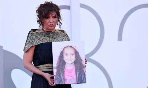 ഇസ്രായേൽ ജനറലിനെ ആദരിച്ചു; ബെർലിൻ അവാർഡ് നിരസിച്ച് ദി വോയ്‌സ് ഓഫ് ഹിന്ദ് റജബ് സംവിധായക