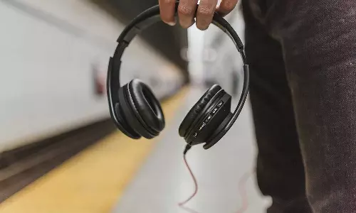 കാതിലുണ്ട് കടുത്ത ഭീഷണി; ഹെഡ്ഫോണുകളിൽ മാരക രാസവസ്തുക്കളുടെ സാന്നിധ്യമെന്ന് പഠനം