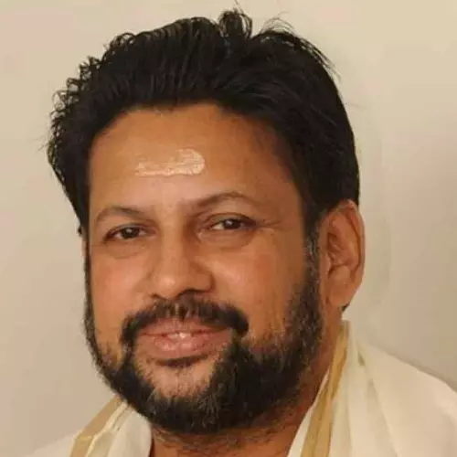 ശബരിമല സ്വർണക്കൊള്ള: തന്ത്രിയുടെ അറസ്റ്റ് രാഷ്ട്രീയ ആയുധമാക്കി യുഡിഎഫ്