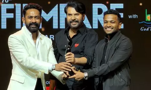 പ്ലീസ്.... വാടാ; ഫിലിംഫെയർ അവാർഡ് വേദിയിലേക്ക് ബേസിലിനെയും ആസിഫ് അലിയെയും ക്ഷണിച്ച് മമ്മൂട്ടി