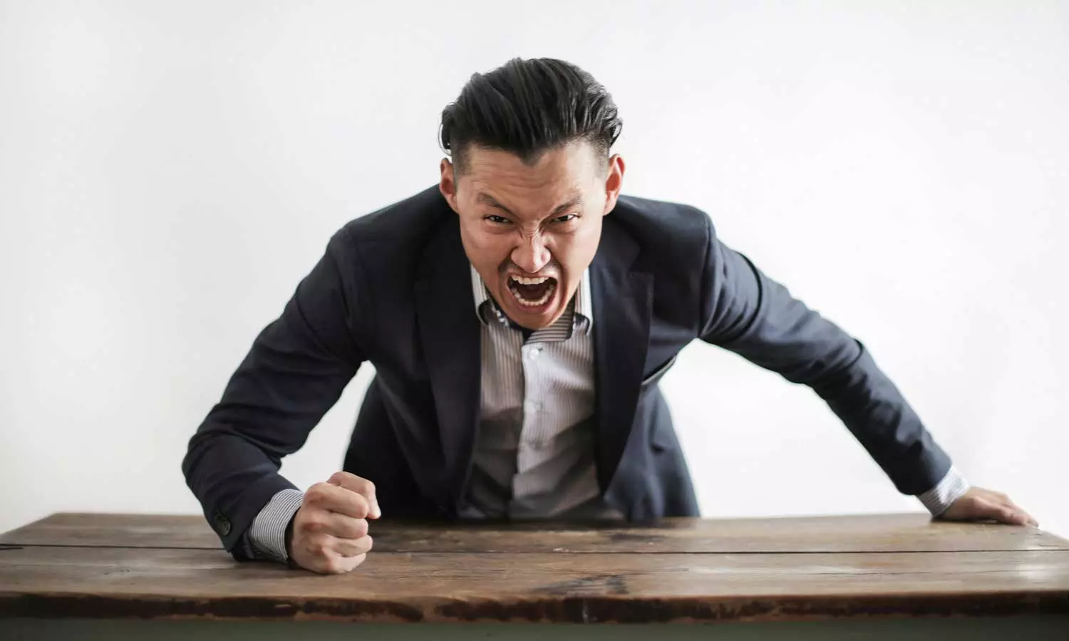 ദേഷ്യം നിയന്ത്രിക്കാൻ സാധിക്കാറില്ലേ? അമിതമായി ദേഷ്യപ്പെടുന്നവർക്ക് ഹൃദയാഘാത സാധ്യത കൂടുതലെന്ന് പഠനം ദേഷ്യം നിയന്ത്രിക്കാൻ സാധിക്കാറില്ലേ? അമിതമായി ദേഷ്യപ്പെടുന്നവർക്ക് ഹൃദയാഘാത സാധ്യത കൂടുതലെന്ന് പഠനം