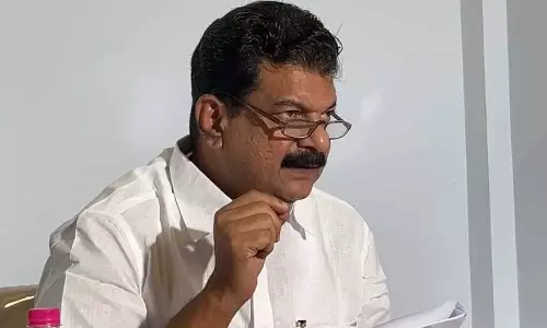 പാലക്കാട്ടെ ഗർഭിണിയുടെ മരണം; സിസ്റ്റം തകരാറിന്റെ ഫലം, എന്തെങ്കിലും വഴിയുണ്ടെങ്കില്‍ ആരും സര്‍ക്കാര്‍ ആശുപത്രിയില്‍ പോകരുത്: പി.വി അന്‍വര്‍