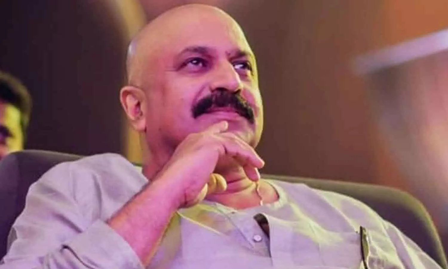 ജാമ്യവ്യവസ്ഥയിൽ ഇളവ്; നടൻ സിദ്ദീഖിന് യുഎഇ സന്ദർശിക്കാൻ അനുമതി ജാമ്യവ്യവസ്ഥയിൽ ഇളവ്; നടൻ സിദ്ദീഖിന് യുഎഇ സന്ദർശിക്കാൻ അനുമതി