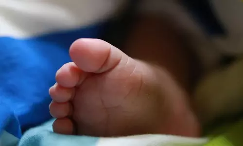 കൊച്ചി കായലിൽ നവജാത ശിശുവിന്റെ മൃതദേഹം കണ്ടെത്തി