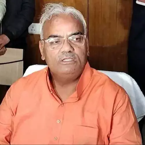 പശുവിൻപാൽ കുടിക്കുന്ന കുട്ടികൾ ബുദ്ധിശാലികളാവും, എരുമപ്പാൽ കുട്ടികളെ മന്ദതയുള്ളവരാക്കും: രാജസ്ഥാൻ വിദ്യാഭ്യാസ മന്ത്രി