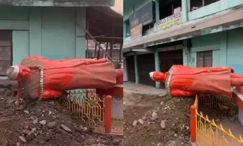 അസമിൽ ജവഹർലാൽ നെഹ്‌റു പ്രതിമ അജ്ഞാതർ തകർത്തു;  സ്വയം വീണതാണെന്ന് പൊലീസ്