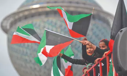 65-ാമത് ദേശീയ ദിനാഘോഷ നിറവിൽ കുവൈത്ത്