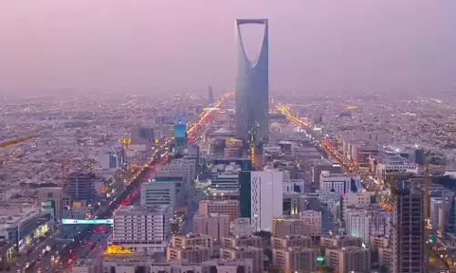 സൗദി തൊഴിൽ നിയമം; നിയമലംഘനങ്ങളിലും പിഴകളിലും ഭേദ​ഗതി വരുത്തി തൊഴിൽ മന്ത്രാലയം