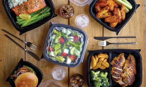 ബ്ലാക്ക് പ്ലാസ്റ്റിക് കണ്ടെയ്നറുകൾ ഉപയോഗിക്കാറുണ്ടോ? കാത്തിരിക്കുന്നത് ഗുരുതരമായ രോഗങ്ങൾ