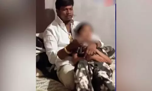 മാതാപിതാക്കൾക്ക് മുൻപിൽ ഏഴുവയസുകാരിക്കെതിരെ ലൈംഗികാതിക്രമം, വീഡിയോക്ക് പിന്നാലെ സ്വയംപ്രഖ്യാപിത ആള്‍ദൈവത്തിനെതിരെ പോക്‌സോ കേസ്