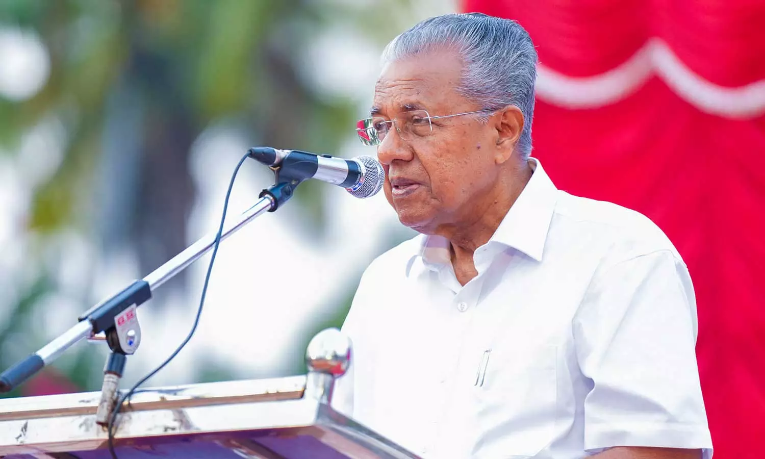 നിയമസഭാ തെരഞ്ഞെടുപ്പ്; പിണറായി വിജയന് മത്സരിക്കും, രണ്ട് ടേം വ്യവസ്ഥയില് പോളിറ്റ് ബ്യൂറോ ഇളവ് നല്കി നിയമസഭാ തെരഞ്ഞെടുപ്പ്; പിണറായി വിജയന് മത്സരിക്കും, രണ്ട് ടേം വ്യവസ്ഥയില് പോളിറ്റ് ബ്യൂറോ ഇളവ് നല്കി