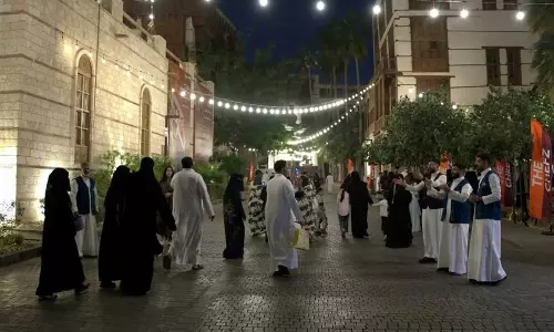 റമദാൻ വൈബിൽ ജിദ്ദ ബലദ്; ഒരാഴ്ചക്കിടെ എത്തിയത് പത്തുലക്ഷം സന്ദർശകർ