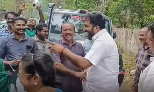 bjp march to chnady oommen office