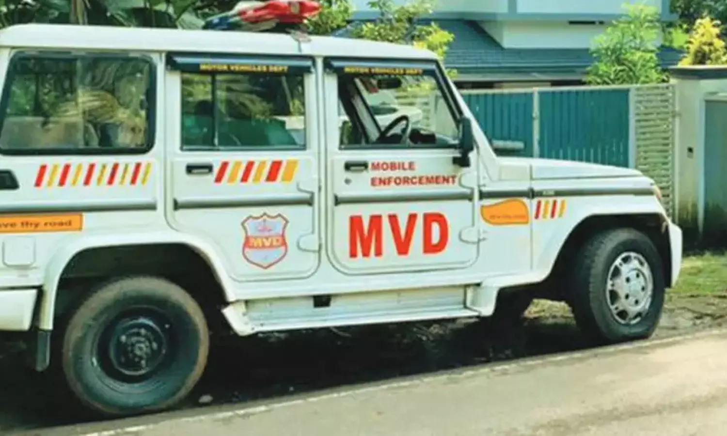 2019ൽ മരിച്ചയാൾ 2021ൽ ഒപ്പിട്ട് ഓണർഷിപ്പ് മാറ്റി; തിരൂരങ്ങാടി സബ് ആർടിഒ ഓഫീസിൽ വ്യാപക ക്രമക്കേടുകൾ 2019ൽ മരിച്ചയാൾ 2021ൽ ഒപ്പിട്ട് ഓണർഷിപ്പ് മാറ്റി; തിരൂരങ്ങാടി സബ് ആർടിഒ ഓഫീസിൽ വ്യാപക ക്രമക്കേടുകൾ