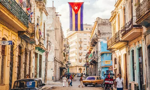 വെനസ്വേലക്ക് പിന്നാലെ ക്യൂബയെ നോട്ടമിട്ട് ട്രംപ്; സൗഹൃദപരമായി ഏറ്റെടുക്കാമെന്ന് വാഗ്ദാനം