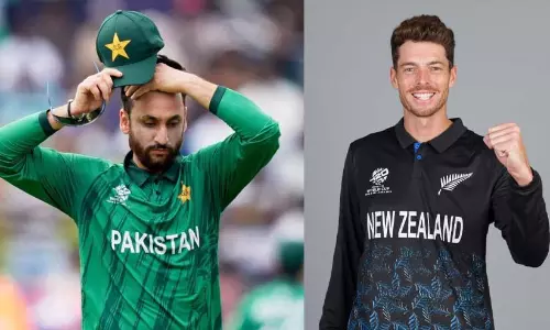 ജയിച്ചിട്ടും പുറത്തായി പാകിസ്താൻ; ന്യൂസിലൻഡ് ലോകകപ്പ് സെമി ഫൈനലിലേക്ക് മുന്നേറി