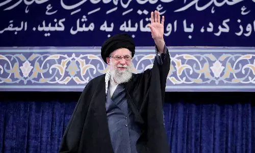 ഖാംനഈ രക്തസാക്ഷിത്വം വഹിച്ചെന്ന് ഇറാന്; രാജ്യത്ത് 40 ദിവസത്തെ ദുഃഖാചരണം ഖാംനഈ രക്തസാക്ഷിത്വം വഹിച്ചെന്ന് ഇറാന്; രാജ്യത്ത് 40 ദിവസത്തെ ദുഃഖാചരണം