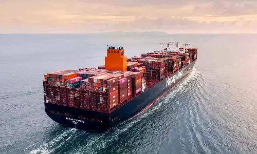 ഹോര്മുസ് കടലിടുക്ക് വഴിയുള്ള യാത്ര റദ്ദാക്കി ഷിപ്പിങ് കമ്പനികള്; ഇറാൻ-ഇസ്രായേൽ യുദ്ധം ഇന്ത്യക്കാരെ എങ്ങനെ ബാധിക്കും ഹോര്മുസ് കടലിടുക്ക് വഴിയുള്ള യാത്ര റദ്ദാക്കി ഷിപ്പിങ് കമ്പനികള്; ഇറാൻ-ഇസ്രായേൽ യുദ്ധം ഇന്ത്യക്കാരെ എങ്ങനെ ബാധിക്കും