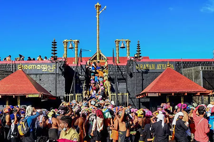 ശബരിമല യുവതീപ്രവേശനത്തെ എതിര്ത്ത് തിരുവിതാംകൂർ ദേവസ്വം ബോർഡ് ശബരിമല യുവതീപ്രവേശനത്തെ എതിര്ത്ത് തിരുവിതാംകൂർ ദേവസ്വം ബോർഡ്