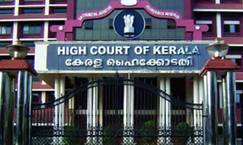 ഡാറ്റ ചോർച്ച വിവാദം; ജീവനക്കാർക്ക് വന്ന സന്ദേശത്തിൽ എന്താണ് തെറ്റുള്ളതെന്ന് ഹൈക്കോടതി