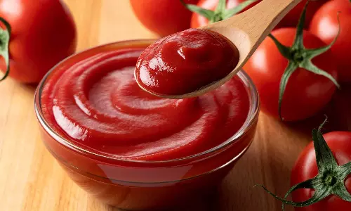 ടൊമാറ്റോ കെച്ചപ്പും കട്ടി കൂട്ടുന്ന വിദ്യകളും; പ്രചാരണങ്ങളിലെ സത്യമെന്ത്?