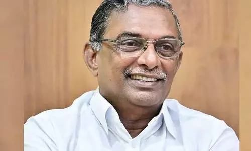 ശബരിമല സ്വർണക്കൊള്ള; എ. പത്മകുമാറിന് ജാമ്യം ശബരിമല സ്വർണക്കൊള്ള; എ. പത്മകുമാറിന് ജാമ്യം