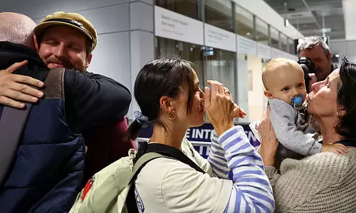 Americans in UAE encouraged to leave via flights, Oman, Saudi border amid Iran conflict