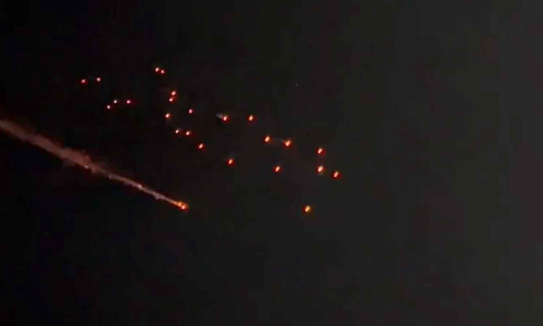 ഇസ്രായേലിലേക്ക് ഇറാന്റെ ക്ലസ്റ്റർ മിസൈലുകളും;  വ്യാപക നാശനഷ്ടങ്ങൾ, ഐഡിഎഫ് പറയുന്നത്...