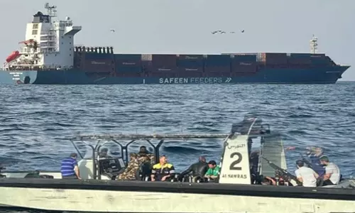 ഹോർമുസ് കടലിടുക്കിൽ ചരക്ക് കപ്പലിനു നേരെ ആക്രമണം; മാൾട്ടീസ് കപ്പലിലെ 24 ജീവനക്കാരെയും രക്ഷപ്പെടുത്തി ഒമാൻ