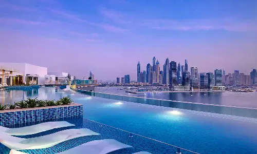 ഇവിടെ എപ്പോഴും സേഫാണ്!;കുടുങ്ങിക്കിടക്കുന്ന യാത്രക്കാർക്ക് താമസമൊരുക്കാൻ ഹോട്ടലുകളോട് ദുബൈ ടൂറിസം